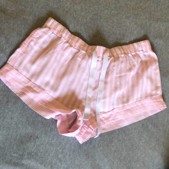 Victoria's Secret Other - Victoria Secret shorts - S